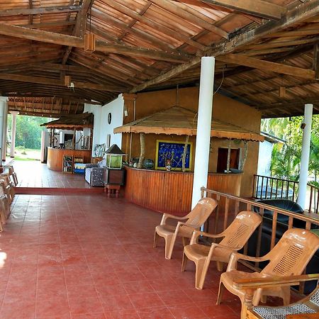 Darwins Beach Resort Tangalle Luaran gambar