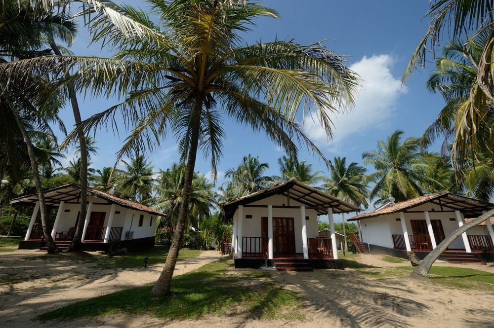 Darwins Beach Resort Tangalle Luaran gambar