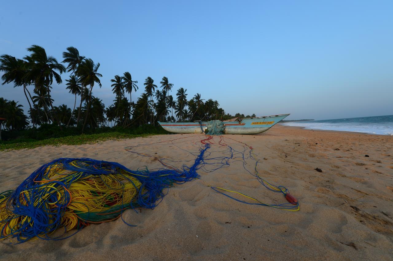 Darwins Beach Resort Tangalle Luaran gambar