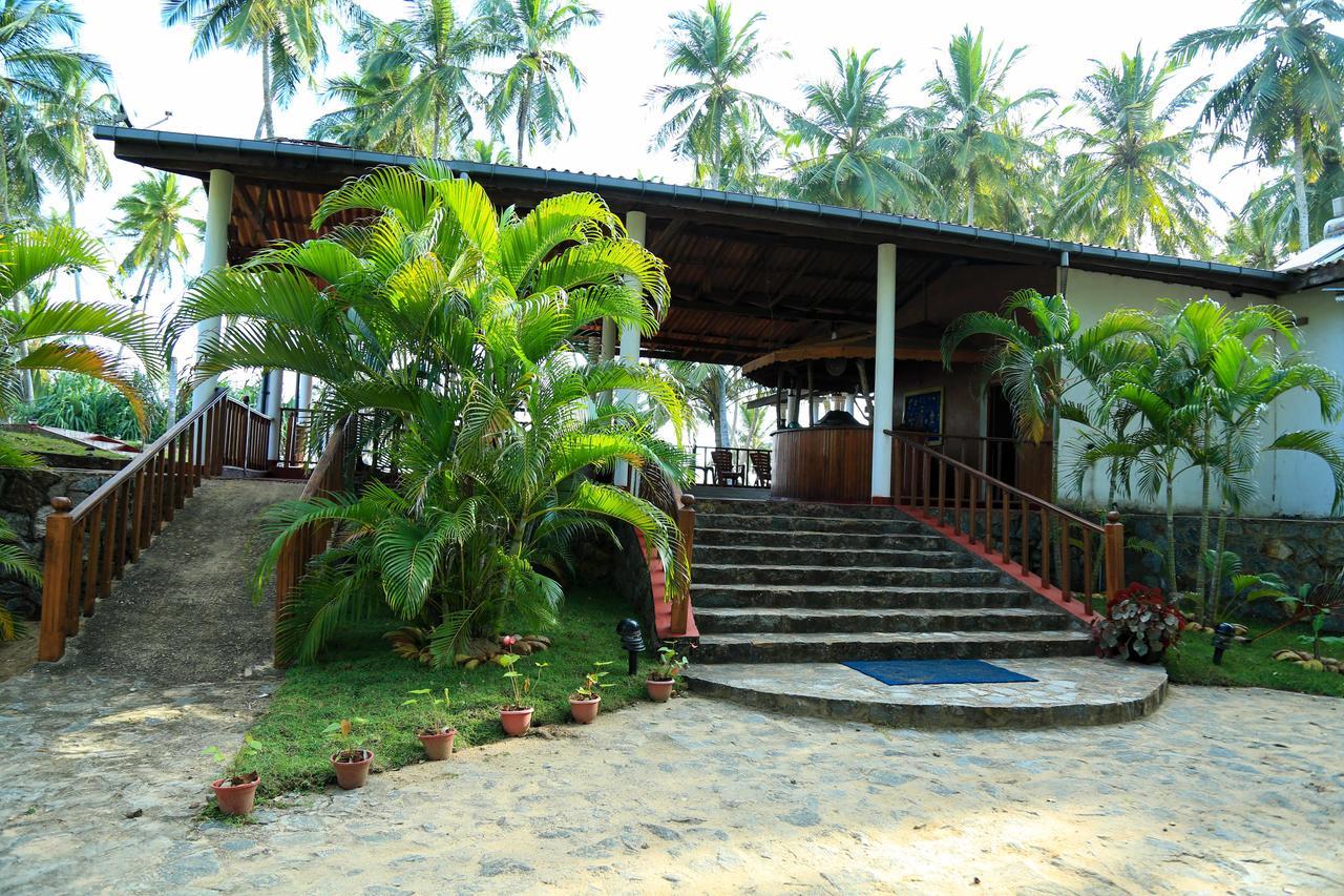 Darwins Beach Resort Tangalle Luaran gambar