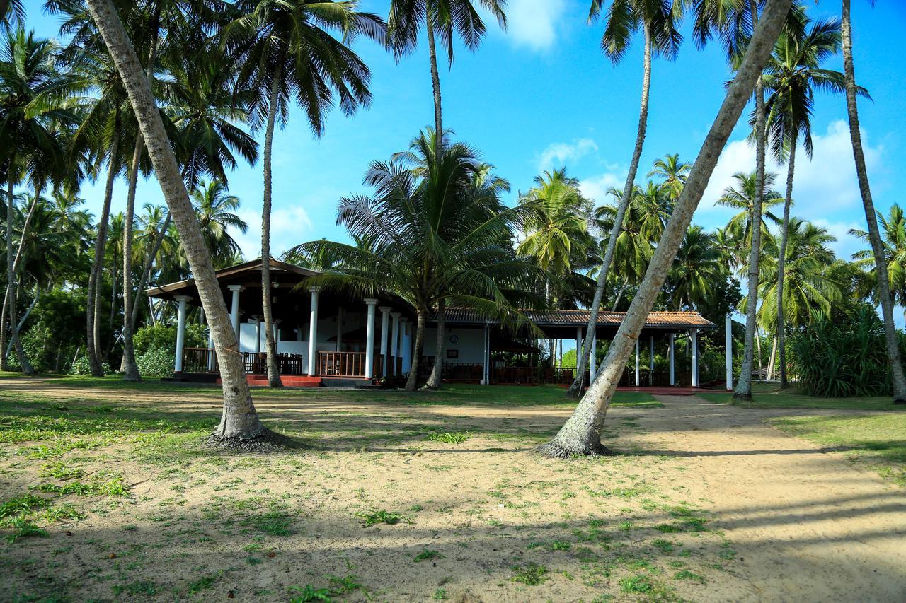 Darwins Beach Resort Tangalle Luaran gambar