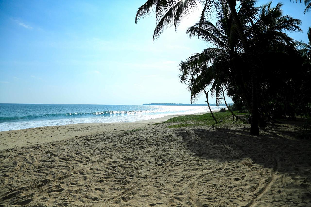 Darwins Beach Resort Tangalle Luaran gambar
