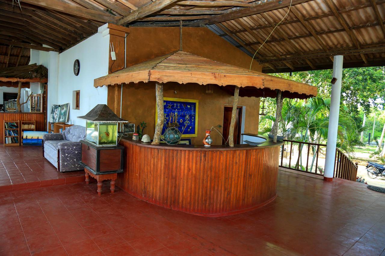 Darwins Beach Resort Tangalle Luaran gambar