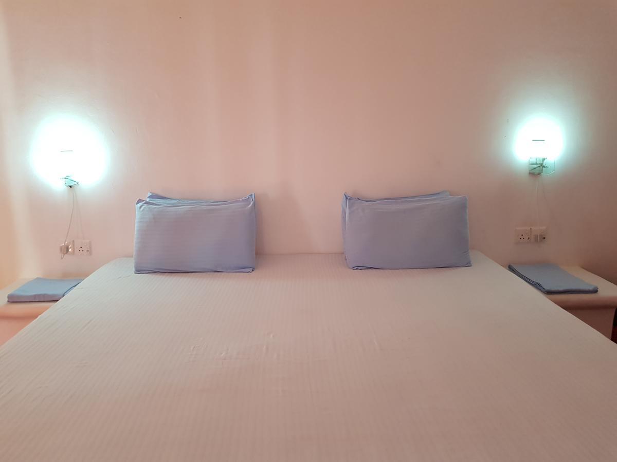 Darwins Beach Resort Tangalle Luaran gambar