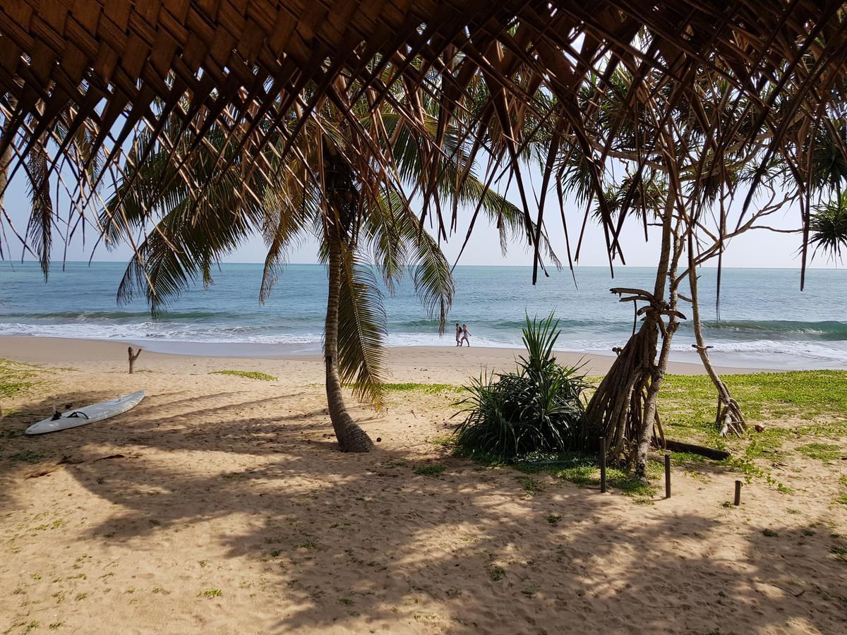 Darwins Beach Resort Tangalle Luaran gambar